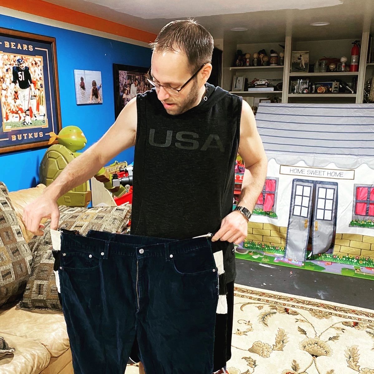 Before and after fitness journey showing dramatic body recomposition